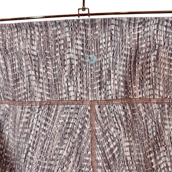 Lululemon Wunder Under High-Rise 7/8 Tight *Full-On Luon 25" Arrow Jacquard - Picture 6 of 12
